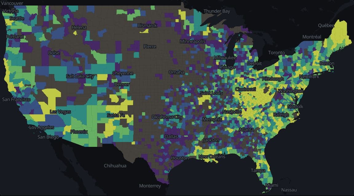 Drug overdose deaths per 100,000 residents, 2020-2022, by US county, lower 48 states, County Health Rankings 2025, in five quantile classes on the viridis palette. Grey counties, where the rate is withheld, cover much of the Great Plains and the interior West.